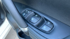 Nissan Qashqai 1.3 DiG-T 160 Tekna 5dr DCT Petrol Hatchback